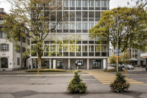 6300.10a_Zuerich_Versicherung