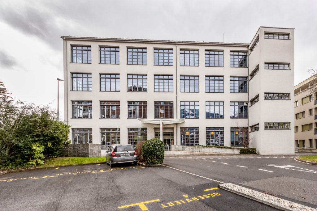 Ehem. Strohhutfabrik - Architekturbibliothek