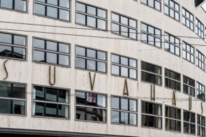 3008.01_SUVA-Haus_c